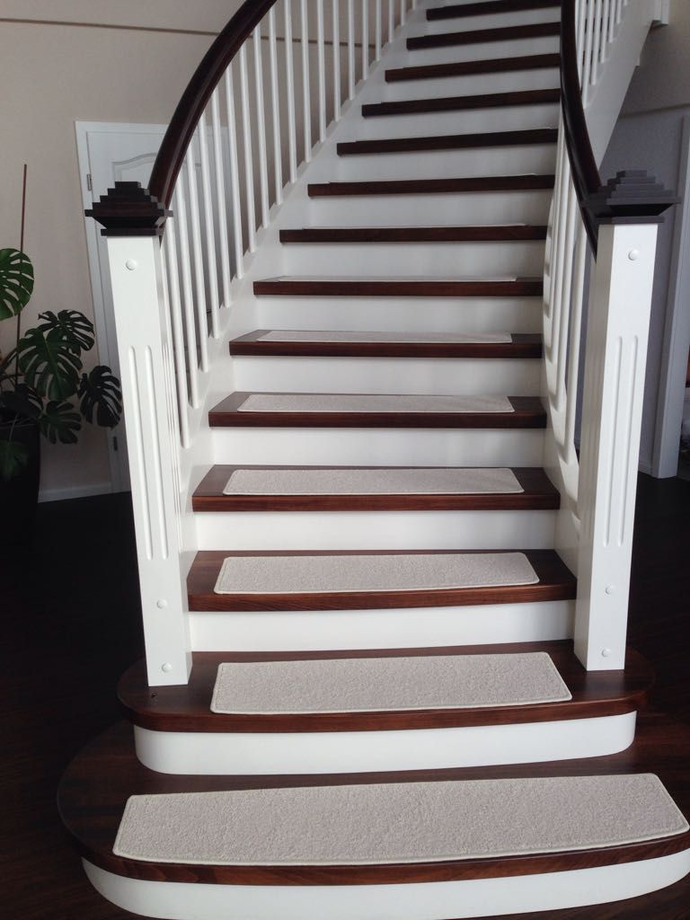 Teppich Auf Treppe Verlegen Ohne Kleben Treppen mit Teppich - 13 Tipps und Tricks für Treppenteppiche und