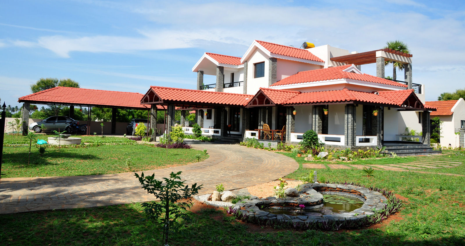 Vijay's Residence, Myriadhues Myriadhues Maisons de campagne