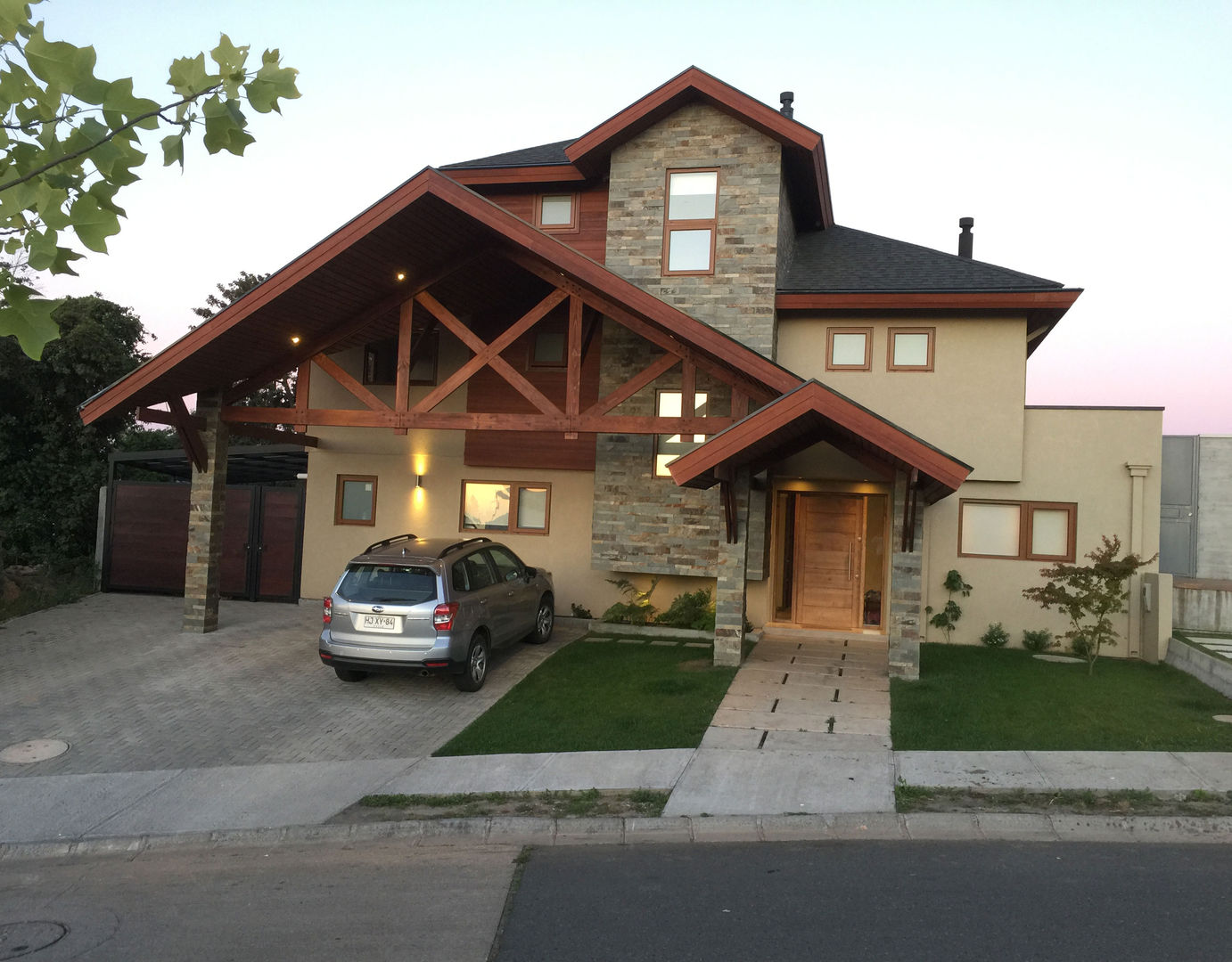 Gran casa camino el venado San Pedro de la Paz, Rocamadera Spa Rocamadera Spa منزل عائلي صغير