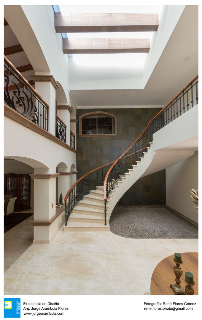 Casa Alberta, Excelencia en Diseño Excelencia en Diseño Escadas Mármore