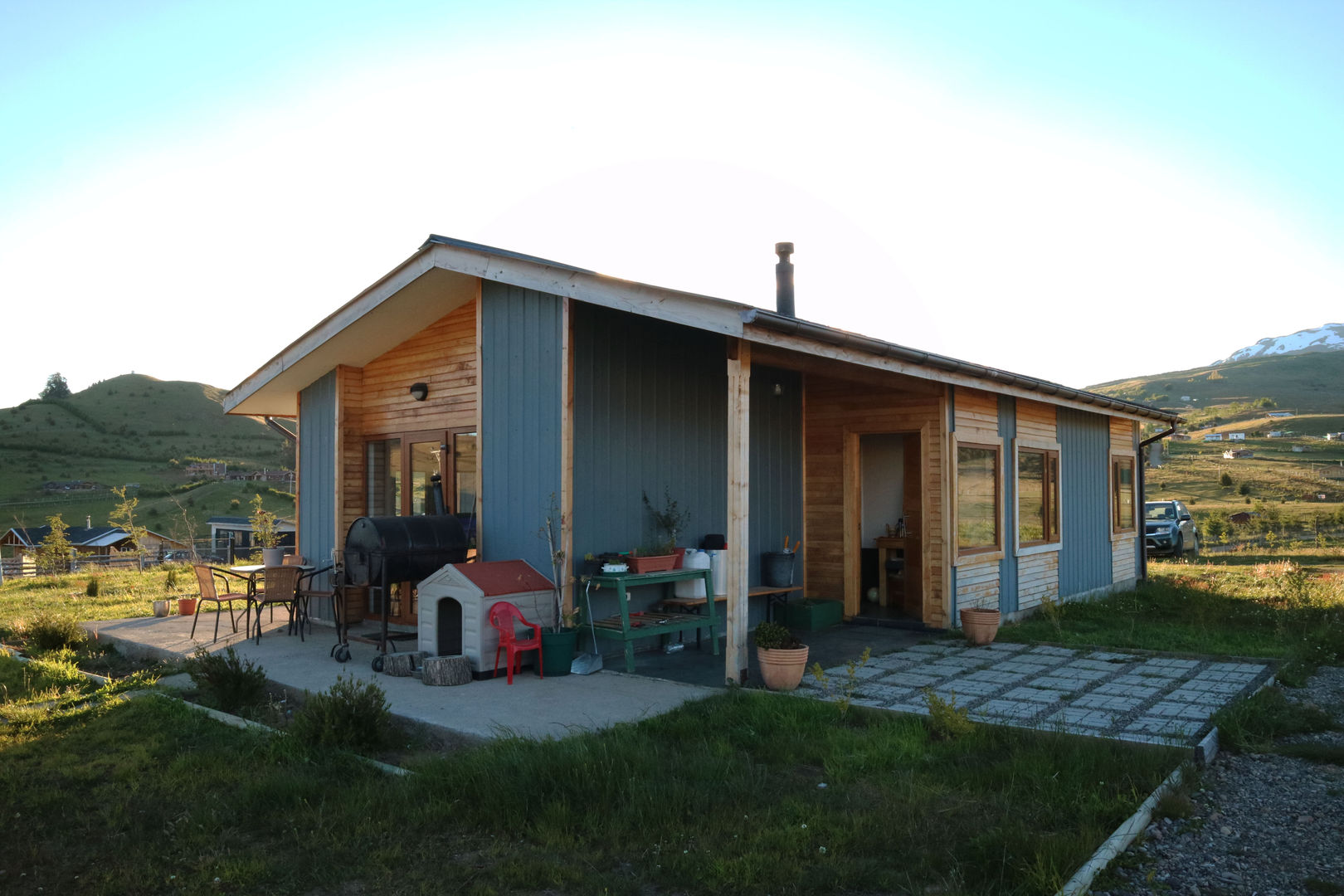 Fachada nor oriente homify Casas unifamiliares Madera Acabado en madera