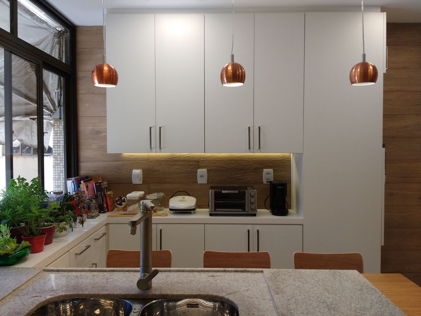 homify Modern kitchen