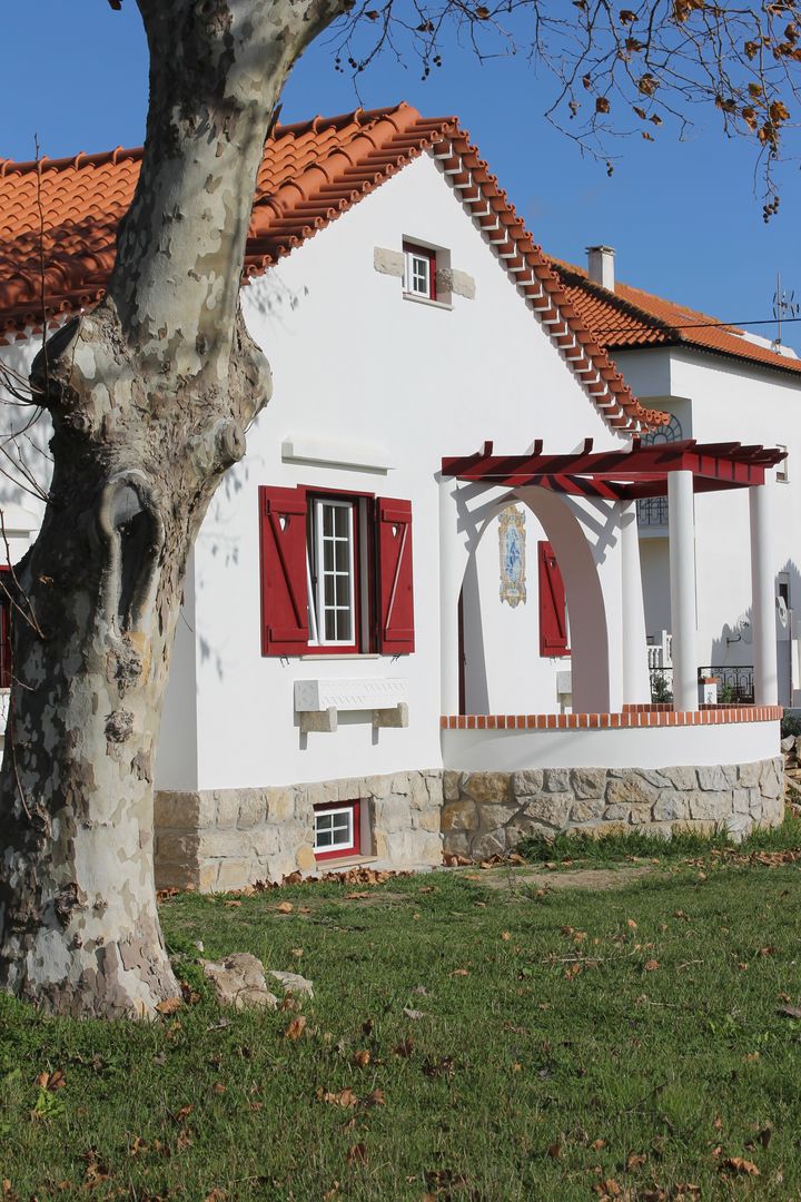 Casa na Areia Branca, Rodrigo Roquette Rodrigo Roquette 一戸建て住宅 レンガ