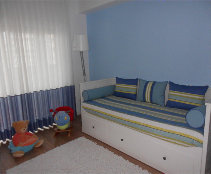 Quarto de Menino, STOOL INTERIORS STOOL INTERIORS Nursery/kid’s room Accessories & decoration