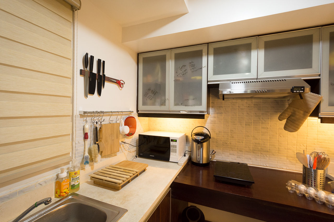 Sonata Private Residences, TG Designing Corner TG Designing Corner Modern kitchen