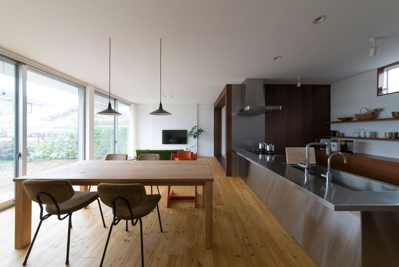 川西GREEN HOUSE, ラブデザインホームズ／LOVE DESIGN HOMES ラブデザインホームズ／LOVE DESIGN HOMES Living room لکڑی Wood effect