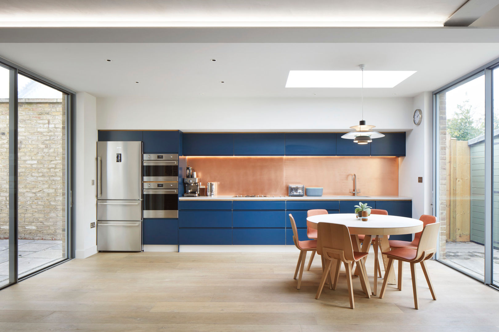 Kitchen/Dining Room Phillips Tracey Architects Nowoczesna kuchnia