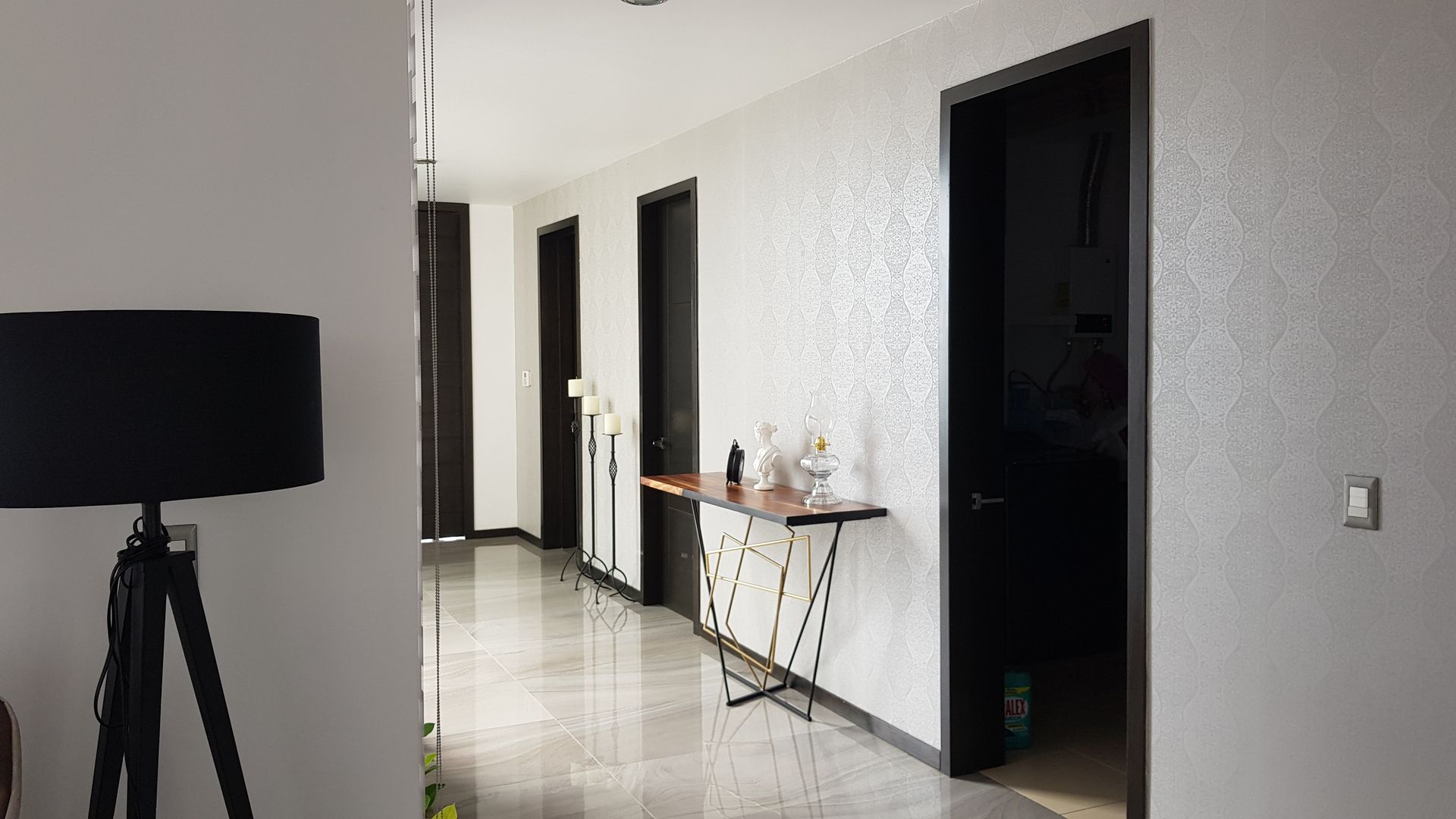 COLINAS DE SANTA ANITA, Arki3d Arki3d Modern corridor, hallway & stairs