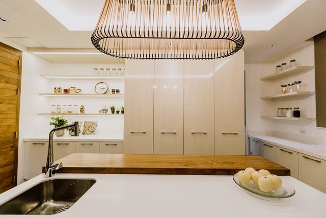 RT House, Living Innovations Design Unlimited, Inc. Living Innovations Design Unlimited, Inc. Moderne Küchen