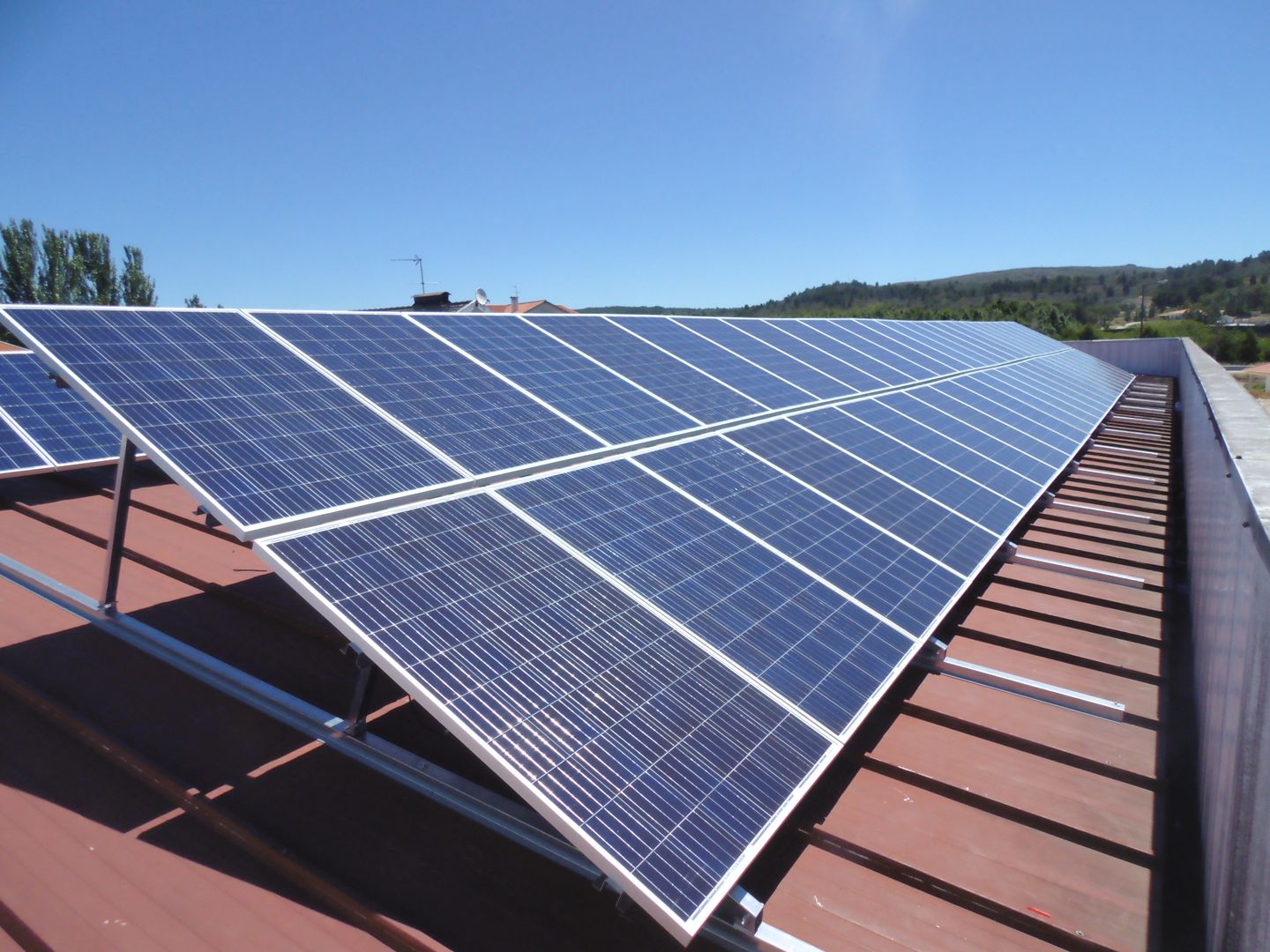 Paineis Solares Mini-Preço Sernancelhe, EC2+Energias EC2+Energias Zadeldak