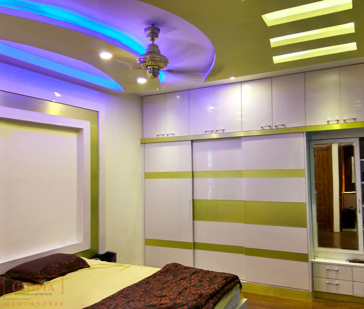 Lotus Palace Sarjapur Bangalore, Utopia Interiors & Architect Utopia Interiors & Architect Chambre moderne