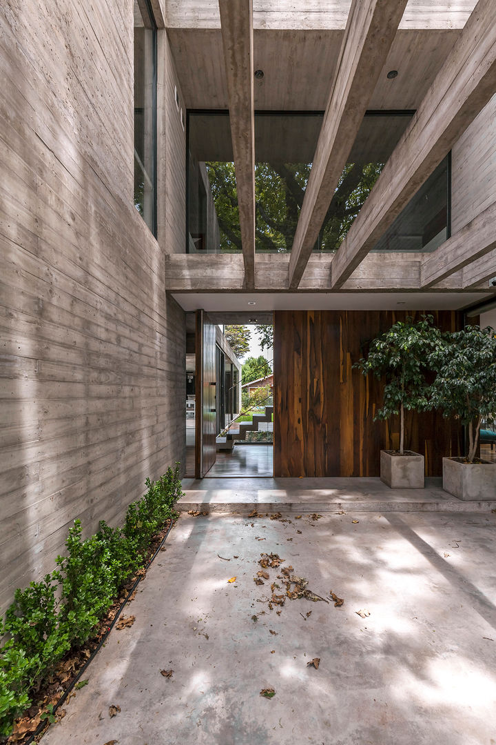 Casa Aranzazu, Besonías Almeida arquitectos Besonías Almeida arquitectos Einfamilienhaus Beton