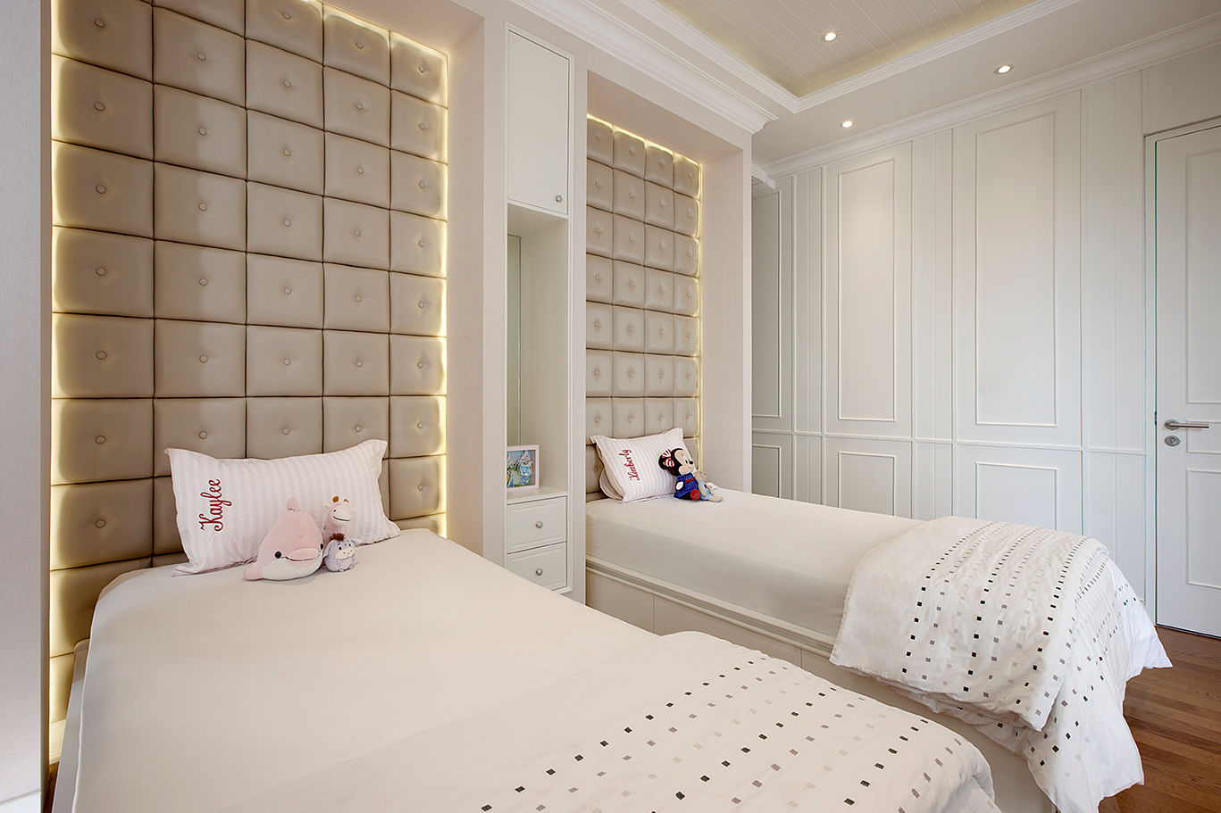 Senopati Suites Apartment, High Street High Street Camera da letto in stile classico