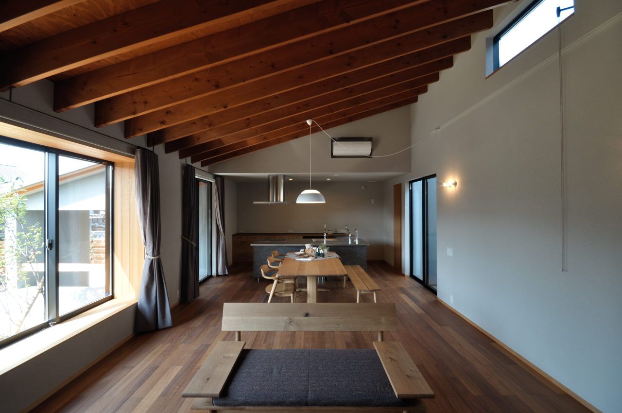 那加のいえ, ツジデザイン一級建築士事務所 ツジデザイン一級建築士事務所 Eclectic style living room Wood Wood effect