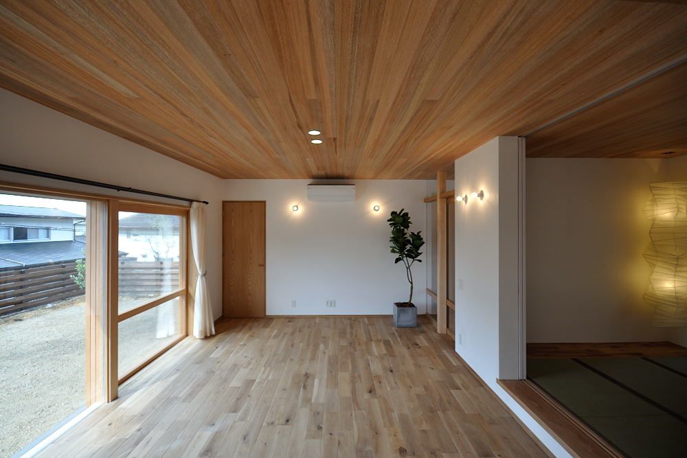 松が丘のいえ, ツジデザイン一級建築士事務所 ツジデザイン一級建築士事務所 Living room Wood Wood effect