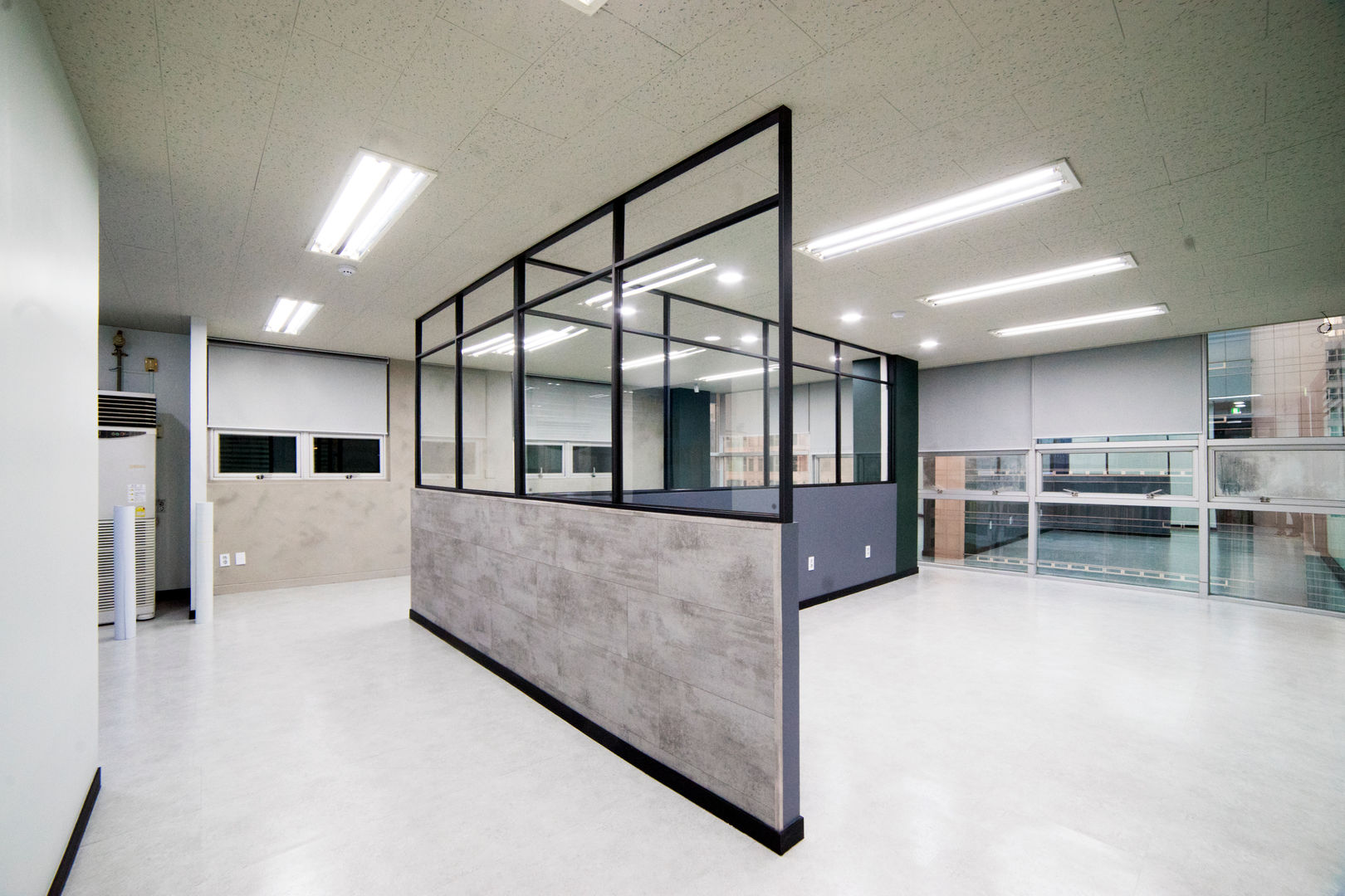 제이세븐, 제시카디자인그룹 제시카디자인그룹 Commercial spaces Office buildings