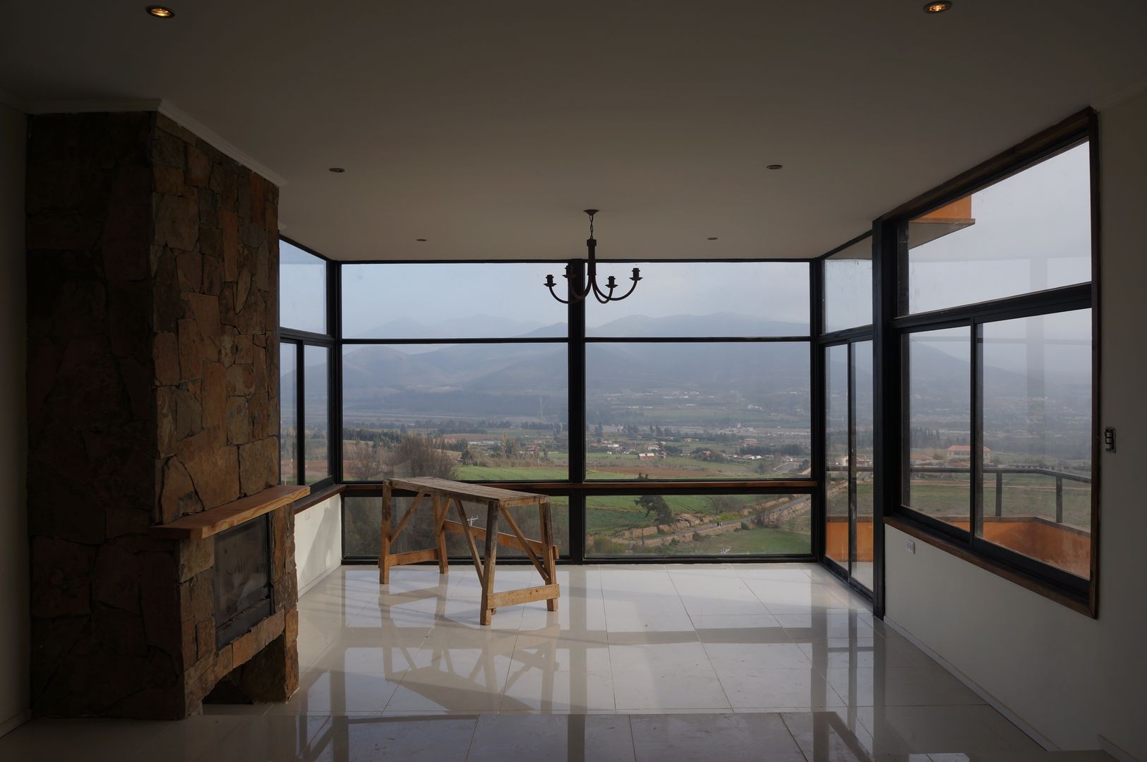 Vista desde living. Uno Arquitectura Salas modernas Piedra