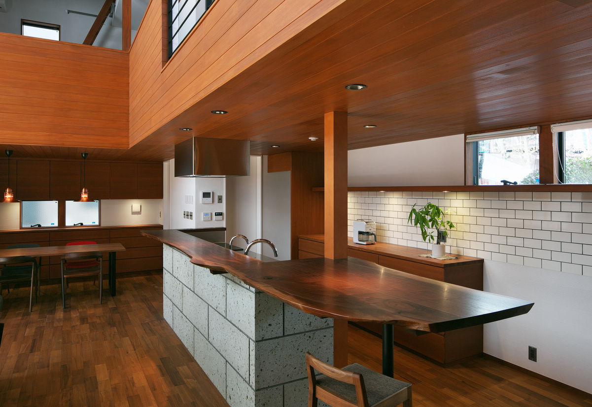 CASA Mi家, かんばら設計室 かんばら設計室 Modern kitchen Solid Wood Multicolored