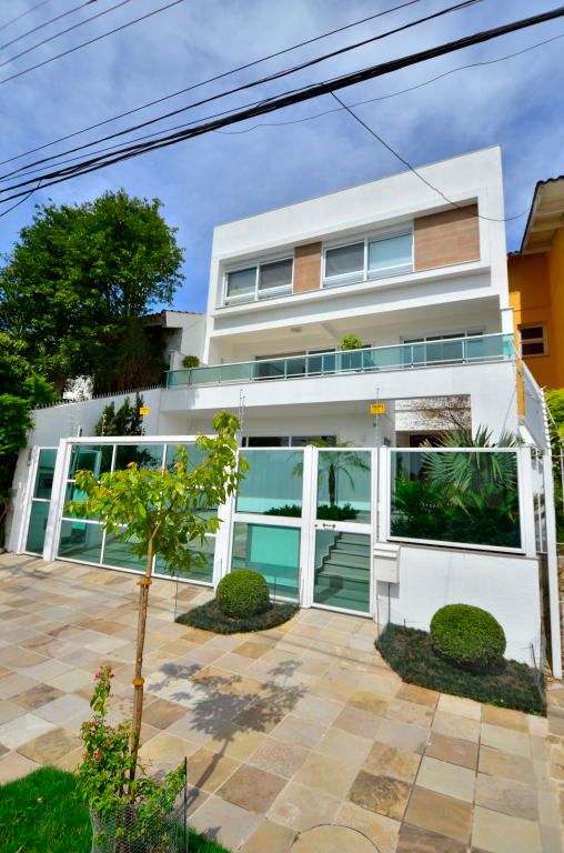 RESIDÊNCIA NA CIDADE, Maciel e Maira Arquitetos Maciel e Maira Arquitetos Single family home