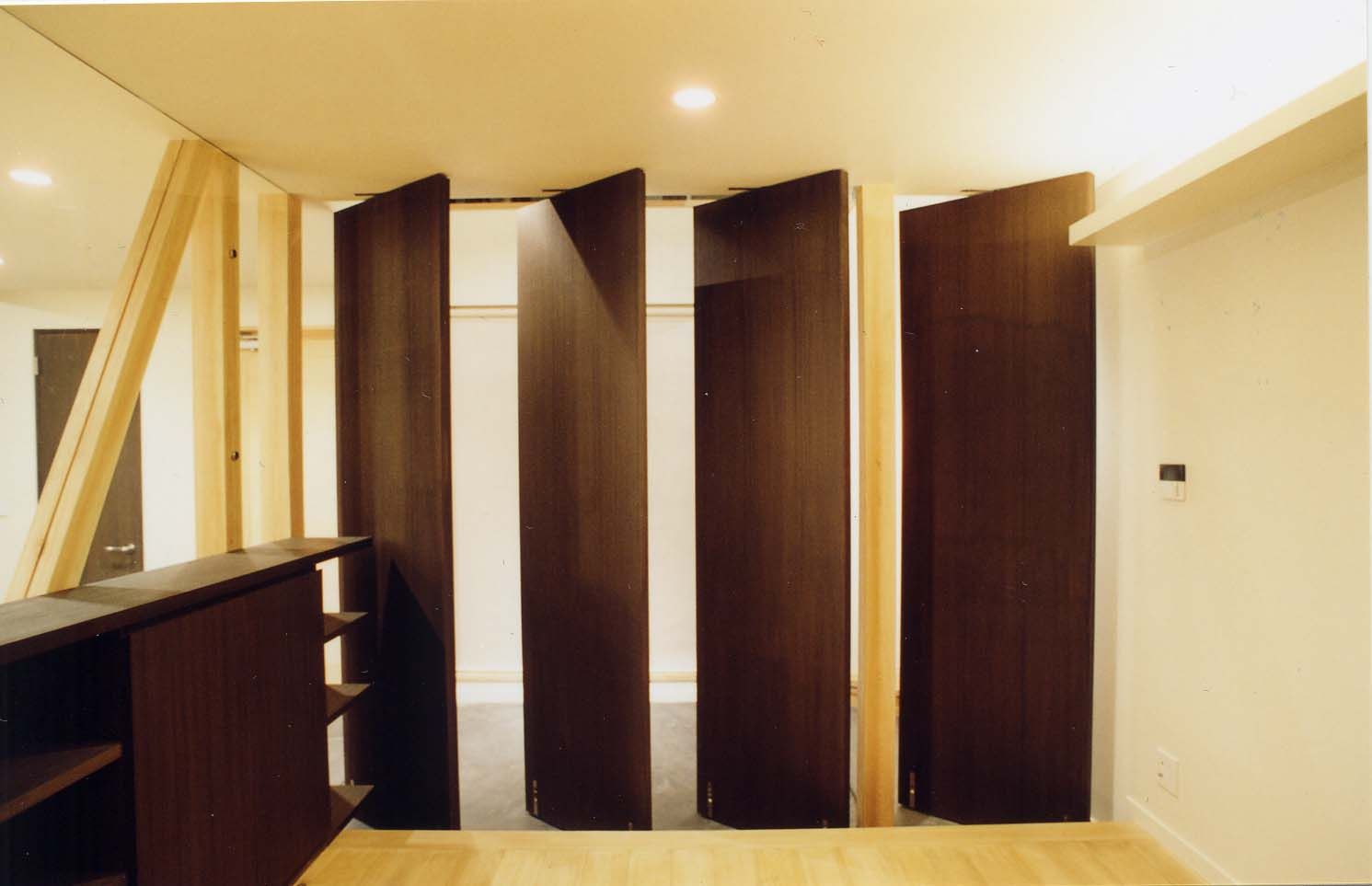 homify Modern style doors