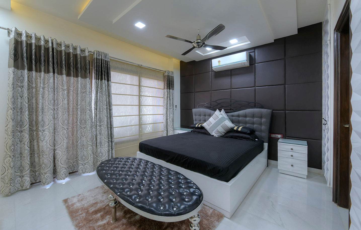 Residential Project, shritee ashish & associates shritee ashish & associates Bedroom Beds & headboards