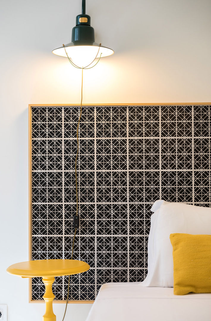 homify İskandinav Yatak Odası Yataklar & Yatak Başları