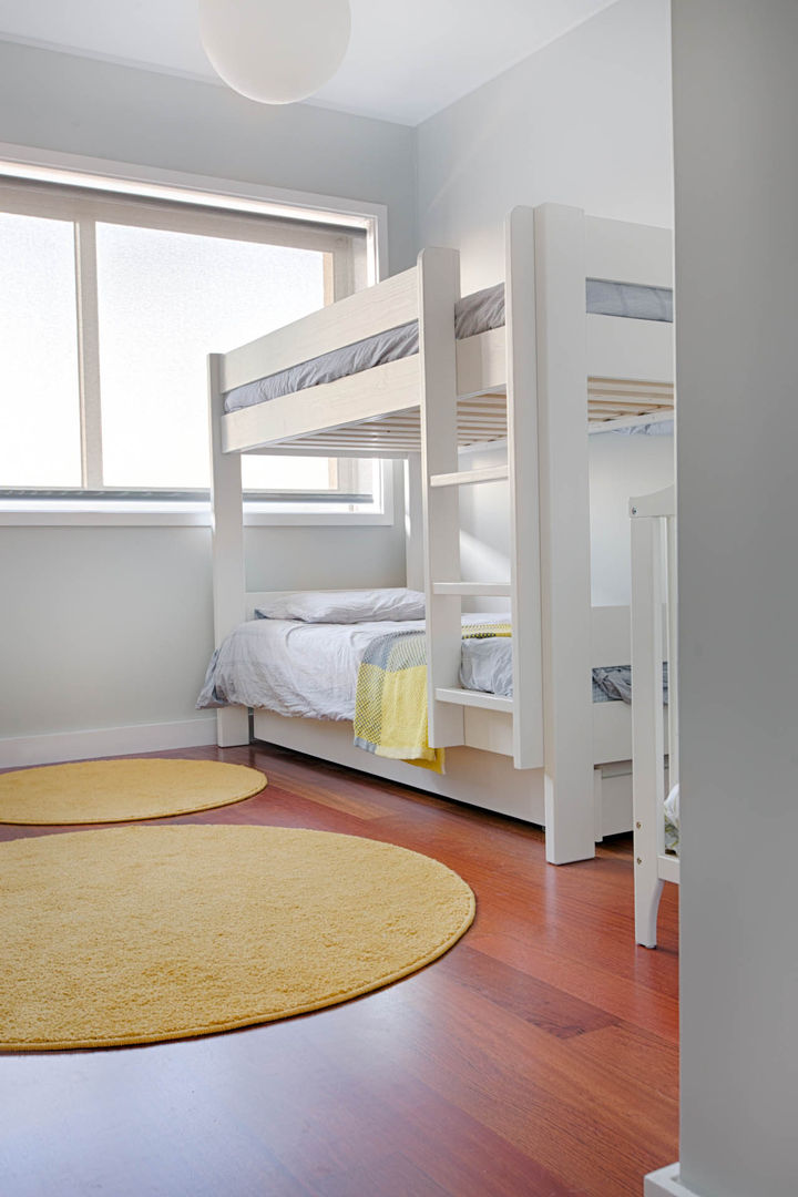 Apartamento Nórdico - T3 Condomínio Imoloc - MATOSINHOS, ShiStudio Interior Design ShiStudio Interior Design Nursery/kid’s room Accessories & decoration