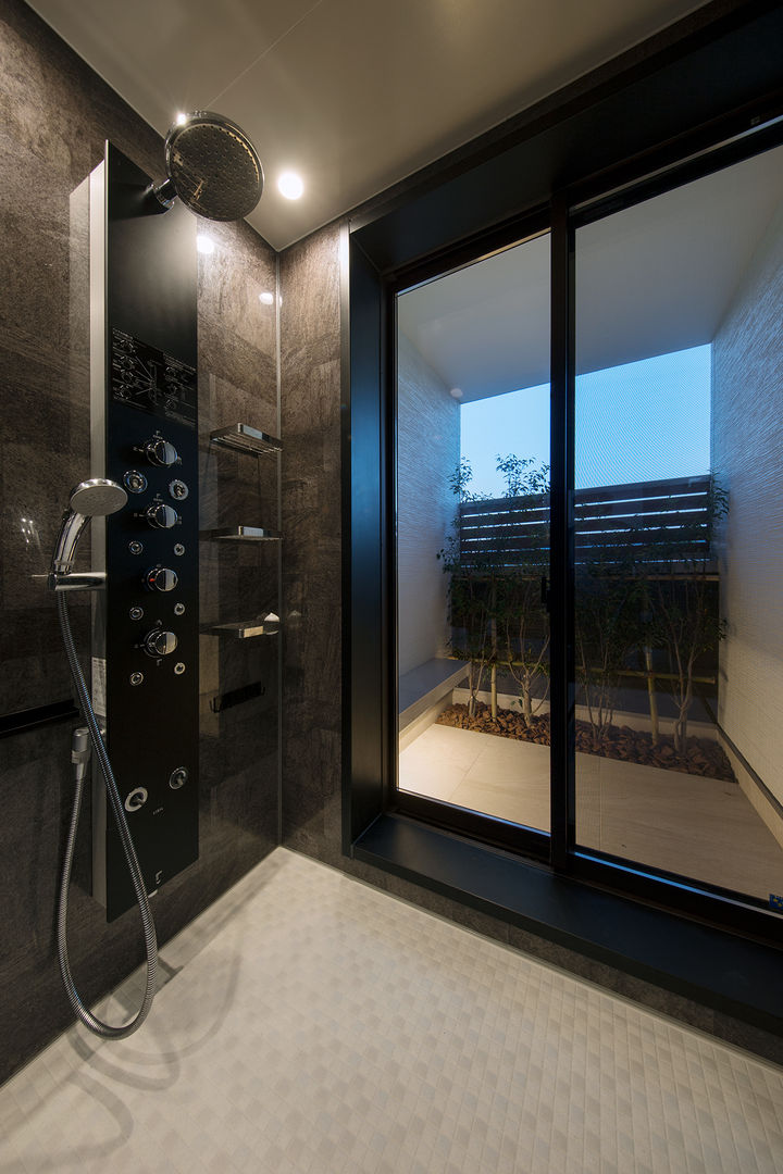 I6-house「木漏れ日のある家」, Architect Show Co.,Ltd Architect Show Co.,Ltd Modern bathroom