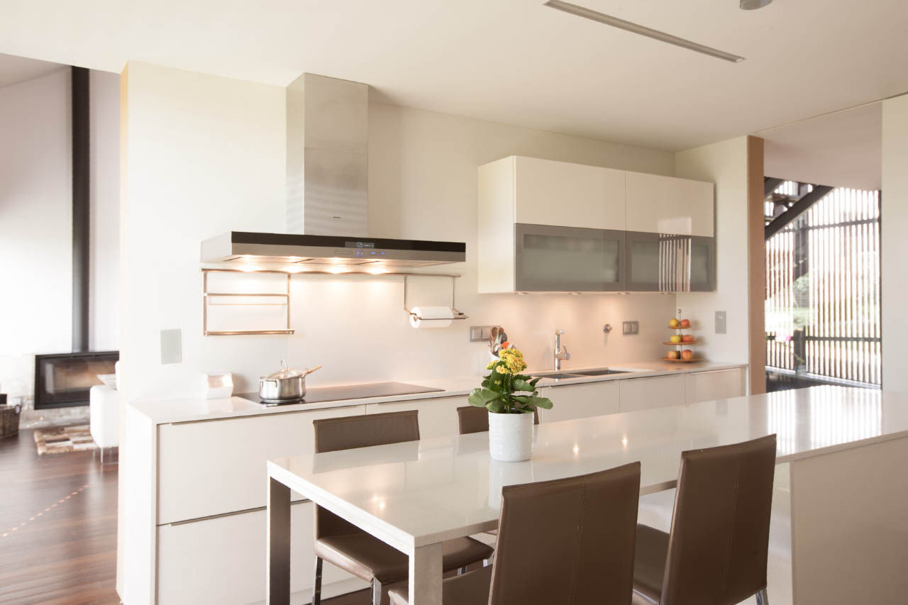 homify Modern Mutfak Masa & Oturma Grupları