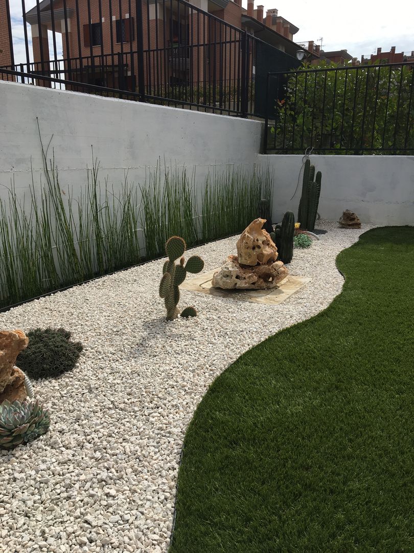 Usa rocce e pietre di ogni tipo per decorare il giardino con stile