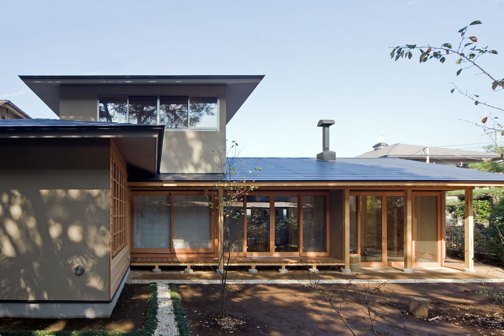 暮らしを楽しむ家, 小町建築設計事務所 小町建築設計事務所 Chalets & maisons en bois Bois Effet bois