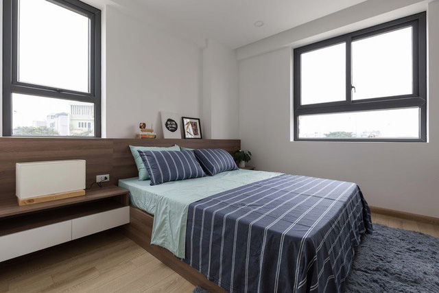 Một bộ giường liền khối với bàn sẽ là lựa chọn tối ưu cho những căn chung cư hiện đại. Công ty TNHH TK XD Song Phát Phòng ngủ phong cách châu Á Đồng / Đồng / Đồng thau