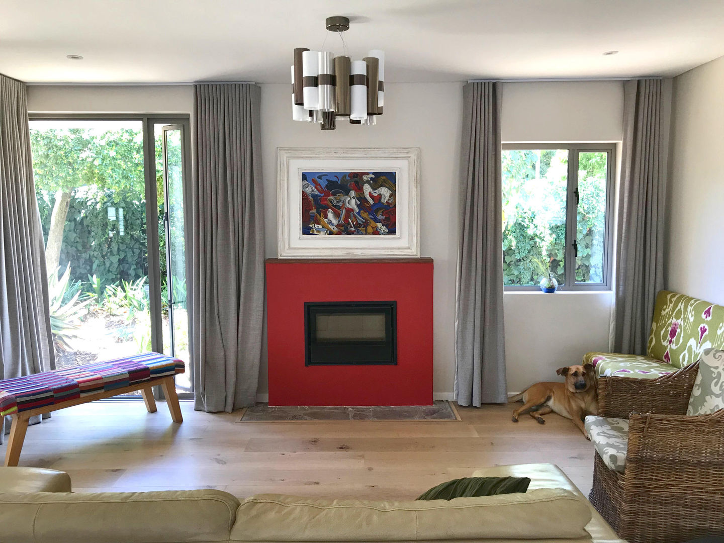 Small living area & stoep renovation to a 60's house in Cape Town, Till Manecke:Architect Till Manecke:Architect Skandynawski salon