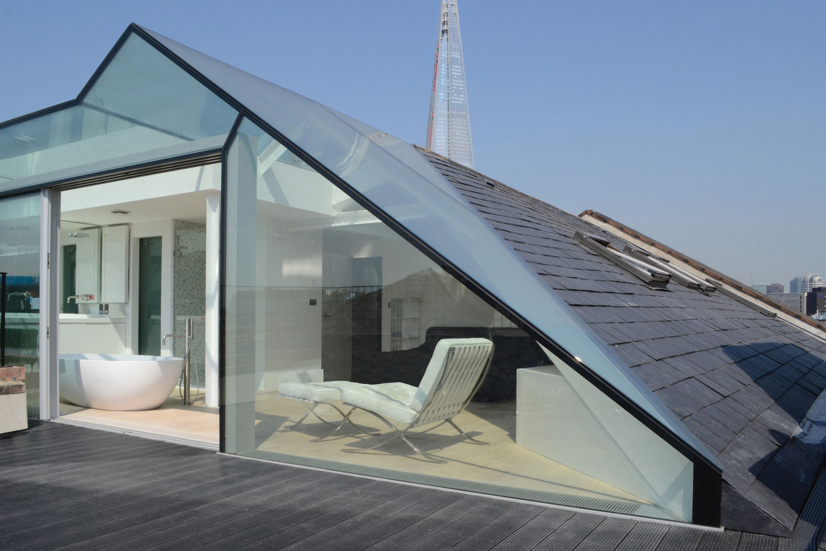 White Grounds Guarnieri Architects Roof terrace Glass extension,patio,roof,roof terrace,glass facade,pitched roof,conservatory