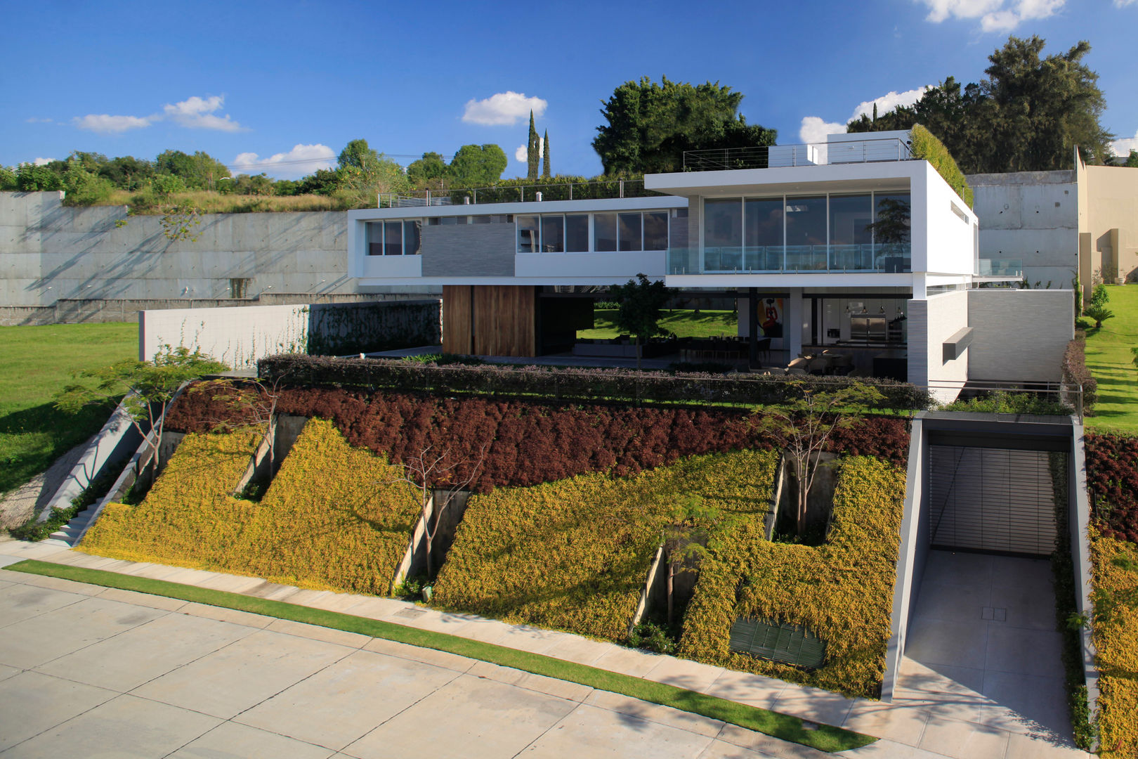 BR HOUSE, Hernandez Silva Arquitectos Hernandez Silva Arquitectos Modern home