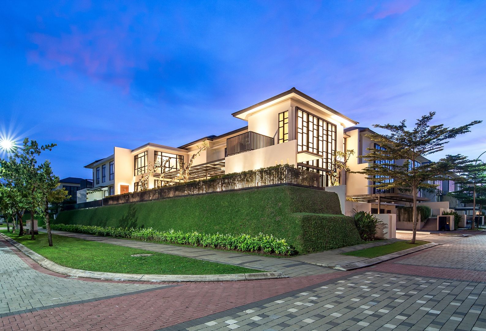 PRIVATE RESIDENTIAL @ NAVAPARK, BSD CITY, TANGERANG, INDONESIA, PT. Dekorasi Hunian Indonesia (DHI) PT. Dekorasi Hunian Indonesia (DHI) Casas unifamilares