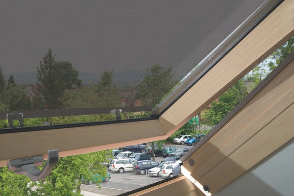 Çatı Penceresi Gölgeliği Dış Aksesuar Kullanımı, Fakro Çatı Penceresi Fakro Çatı Penceresi حديقة خشب Wood effect اكسسوارات النباتات