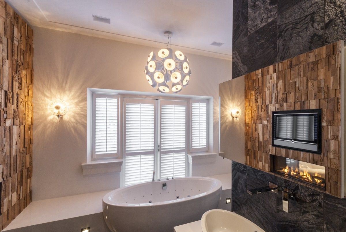 homify Eclectic style bathroom Wood Wood effect