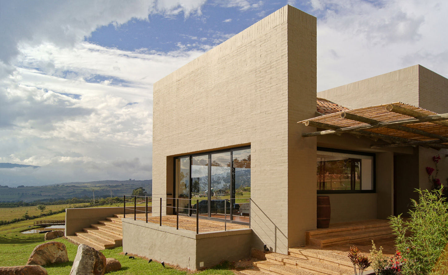 Casa SQ, AMR ARQUITECTOS AMR ARQUITECTOS Modern houses