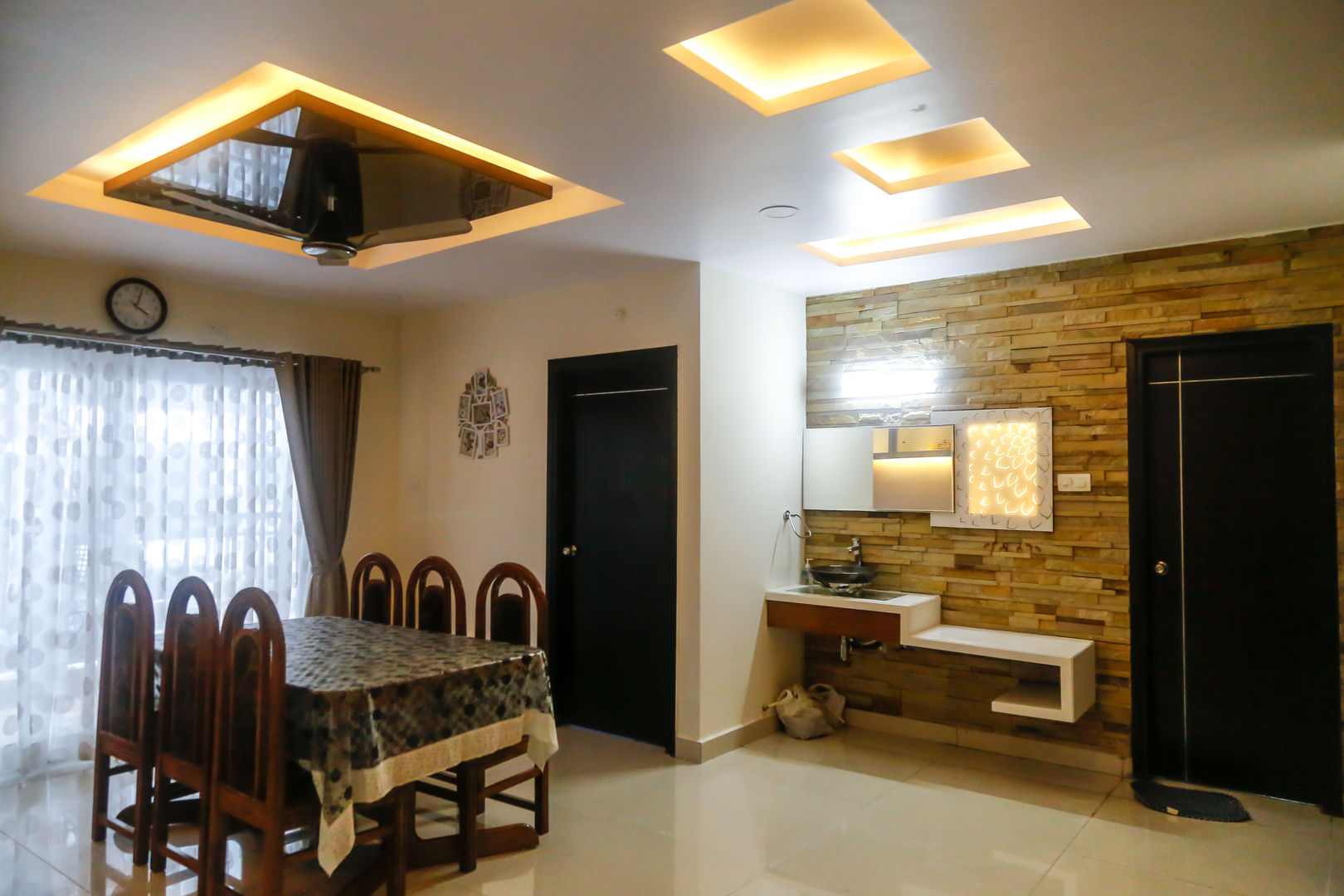 Mr. Amit Rainbow vistas, Ghar Ek Sapna Interiors Ghar Ek Sapna Interiors