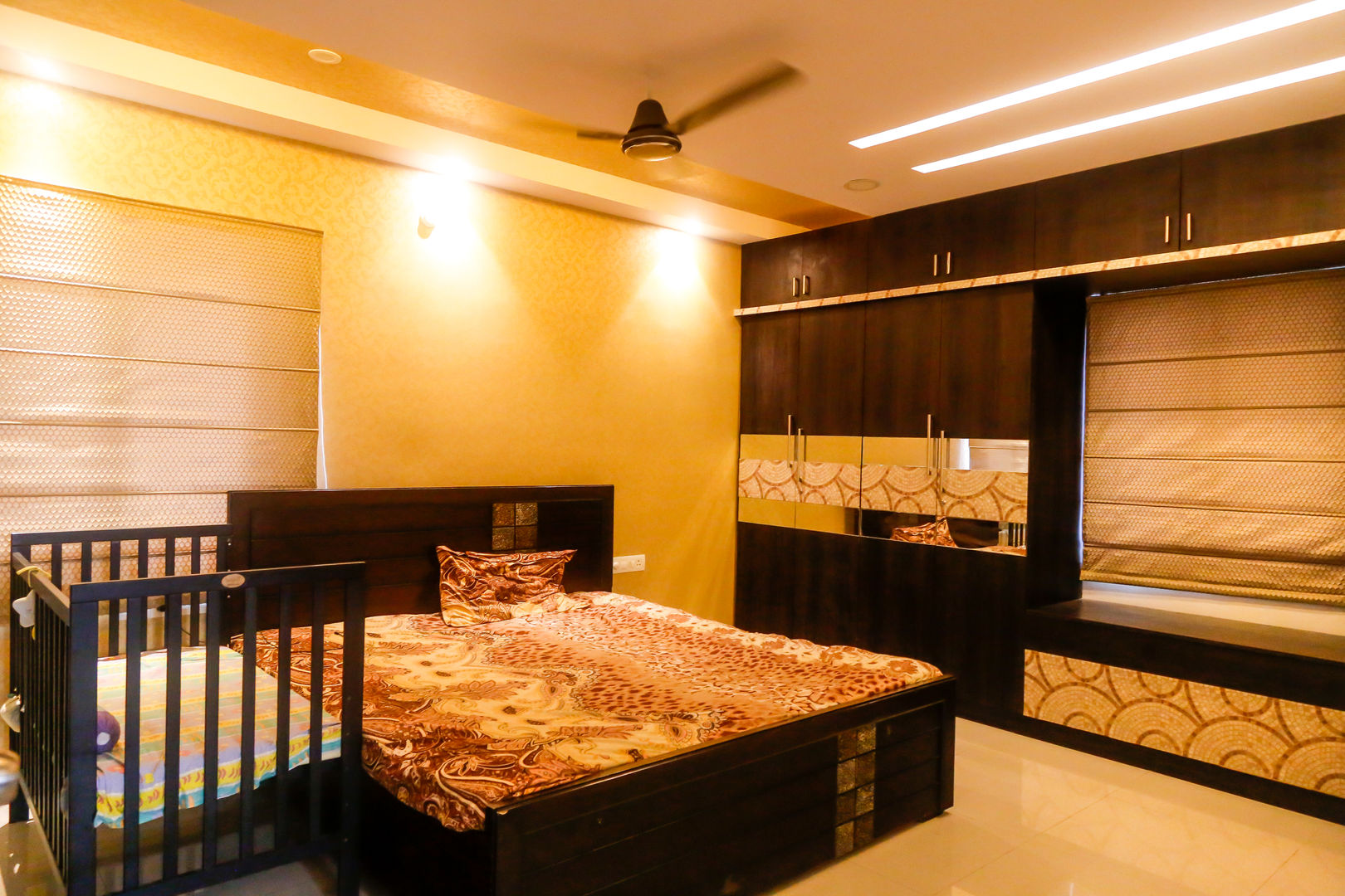 Mr. Amit Rainbow vistas, Ghar Ek Sapna Interiors Ghar Ek Sapna Interiors