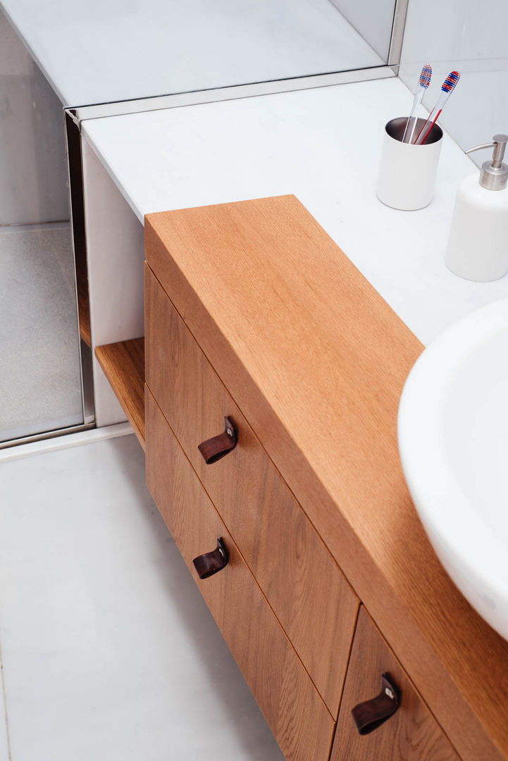 Casa Studio Manuarino, manuarino architettura design comunicazione manuarino architettura design comunicazione Minimalist style bathroom Wood Wood effect