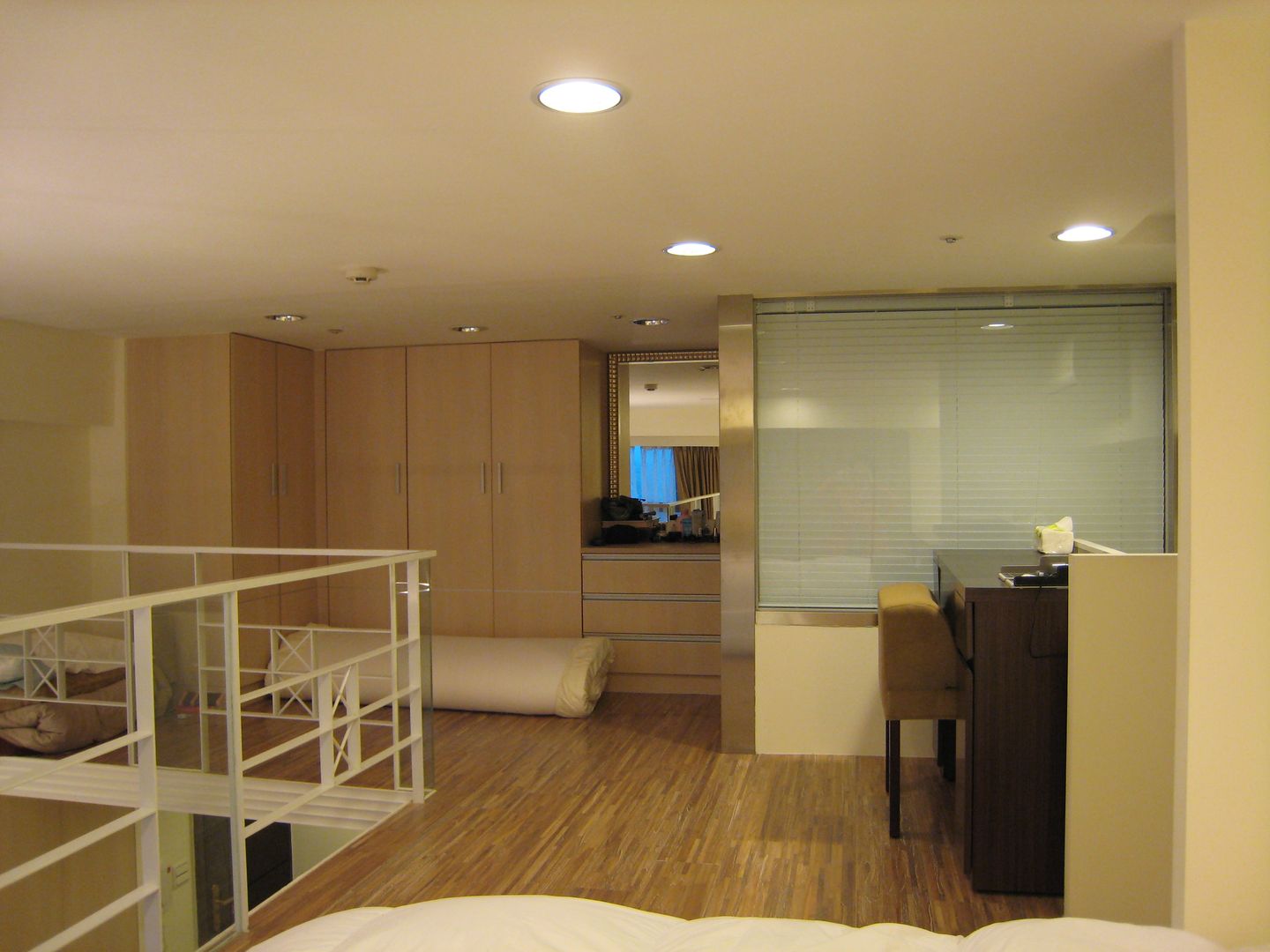 四米2, Joy Full Interior Designer 佐輔室內裝修 Joy Full Interior Designer 佐輔室內裝修 Moderne woonkamers