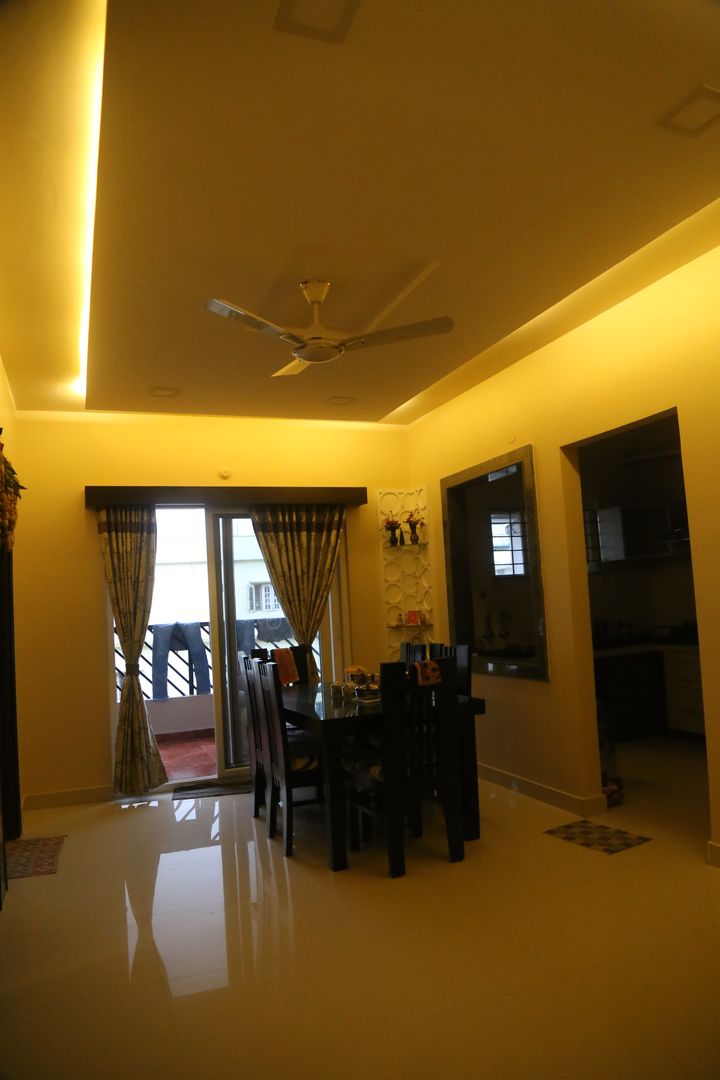 Mr. Gupta Kondapur Naani, Ghar Ek Sapna Interiors Ghar Ek Sapna Interiors Nowoczesny korytarz, przedpokój i schody