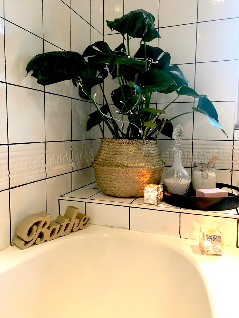 Budget Family Bathroom Makeover Design Little Mill House Rustik Banyo tile paint,budget,makeover,ikea,black grout,small bathroom,toileteries,gold accessories,house plants,white tiles,bathroom,family bathroom