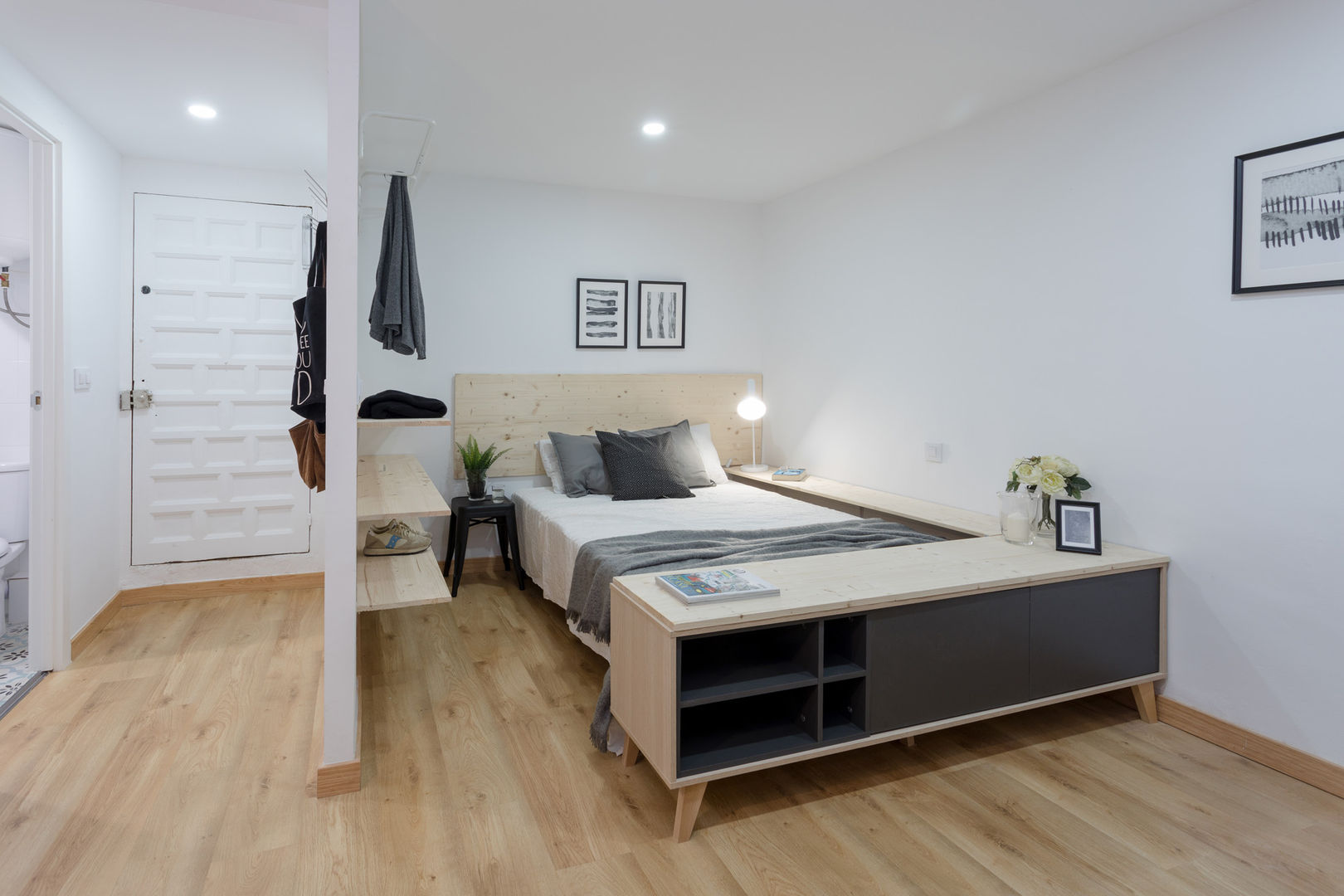 Moderno y acogedor - Interiorismo y Home Staging en Barcelona, Dekohuset Dekohuset 스칸디나비아 침실