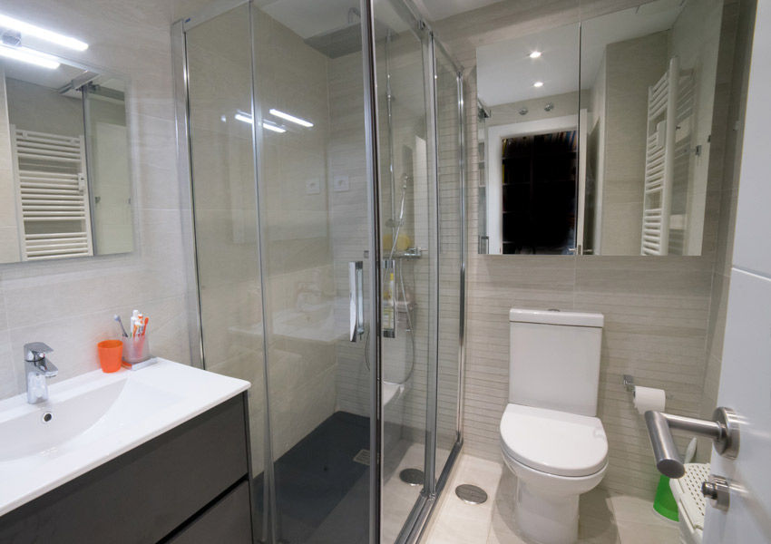 Reforma Chamartín por Vivienda Sana, Vivienda Sana Vivienda Sana Modern bathroom