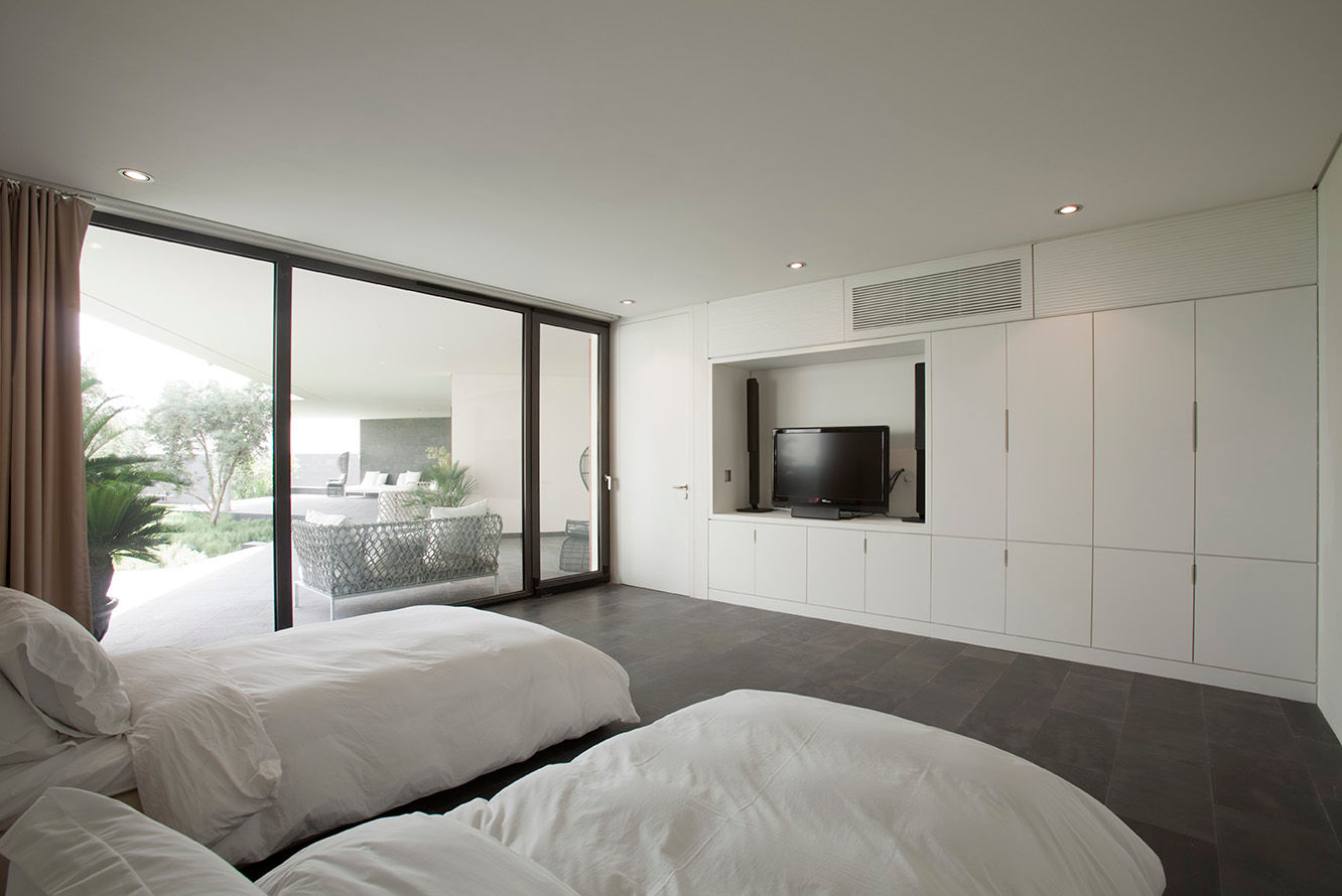 Diseño de una casa minimalista y moderna en Barcelona, AGi architects arquitectos y diseñadores en Madrid AGi architects arquitectos y diseñadores en Madrid Modern style bedroom