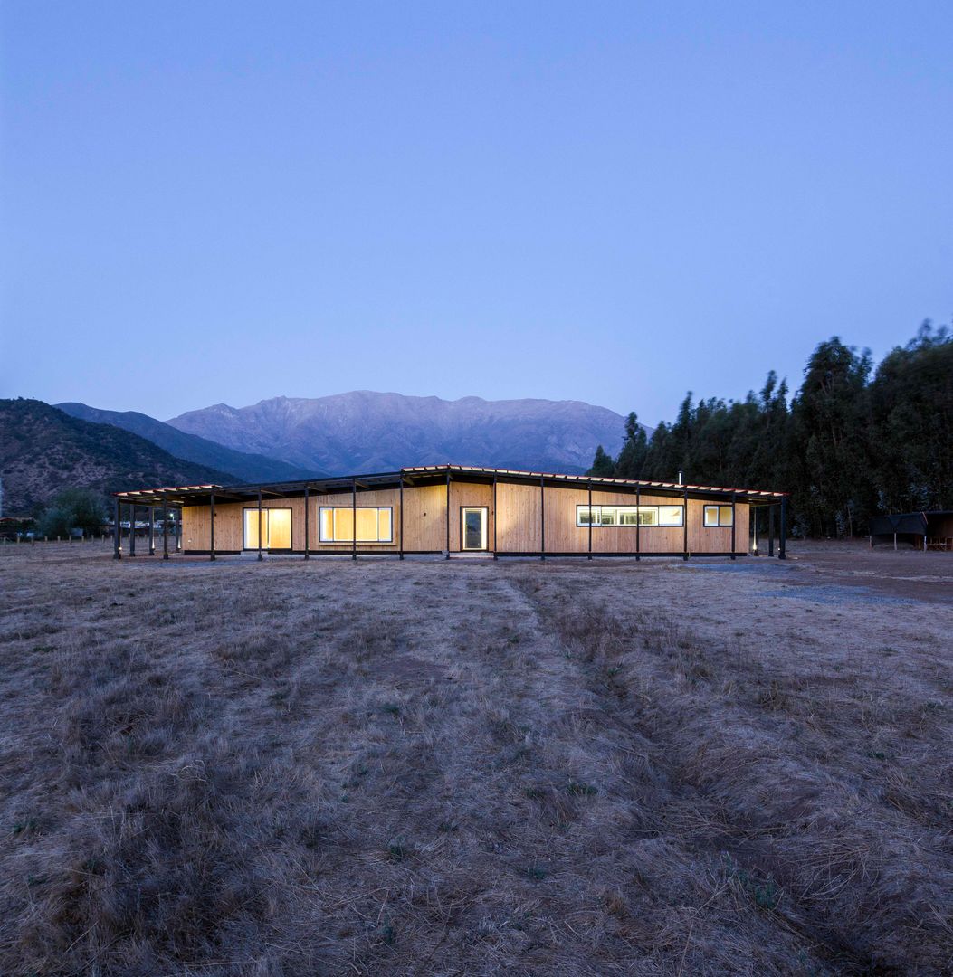 Casa Picarquín, Crescente Böhme Arquitectos Crescente Böhme Arquitectos Casas de madeira Madeira Acabamento em madeira