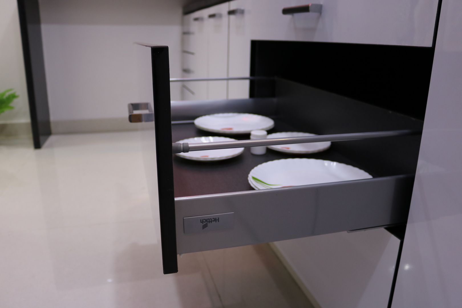 Pull Out accessories Enrich Interiors & Decors Built-in kitchens